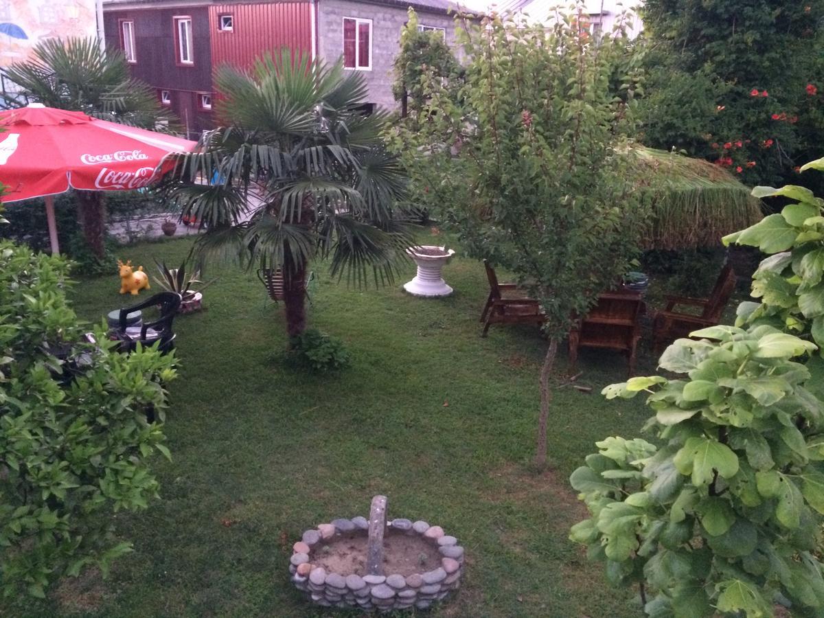 Guest House On Kostava 23 Kobuleti Esterno foto